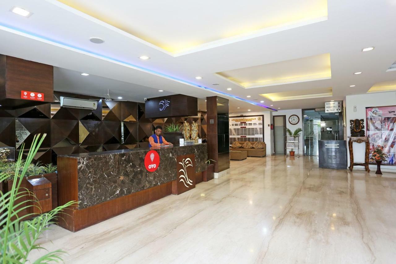 Oyo 13564 Near Prem Mandir Hotel Mathura Exterior photo